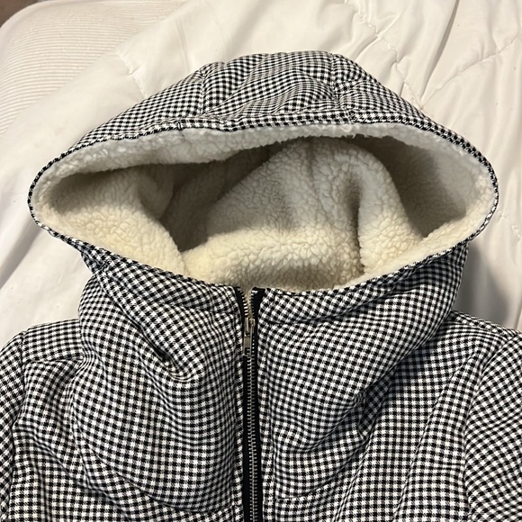 Princess polly puffer jacket - Picture 2 of 4